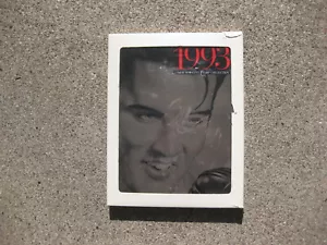 1993 U.S. COMMEMORATIVE STAMP COLLECTION / ELVIS - MINT - Picture 1 of 6