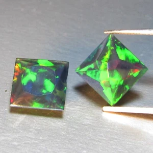 3.19Cts Firing Natural Black Opal Princess Cut Gemstone Pair From Ethiopia - Photo 1 sur 4