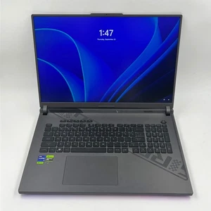 Asus ROG Strix G18 G814J 18" i9-13980HX 2.2GHz 16GB RAM 1TB SSD GeForce RTX 4070 - Imagen 1 de 12