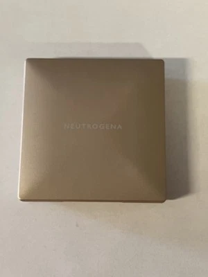 Neutrogena SkinClearing Oil-Free Pressed Powder Blemish Treatment, Medium #03 - Image 1 of 4