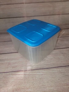 Tupperware Square Clear Mates Clear with Blue Seal 1.5L / 6.25 Cup New Sale - Picture 1 of 4