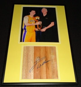 Luke Walton Signed Framed 12x18 Floorboard + Photo Display w/ Bill Walton - Picture 1 of 2