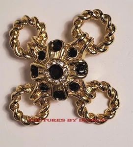 St John Knits 2,0x2,0" Gold Seil Kreuz Design mit schwarzem Kristall Pin  - Bild 1 von 4