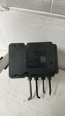 Dodge Charger 2008 módulo de bomba ABS antibloqueo piezas de freno usado OEM P04779679AC Foto 1 de 4