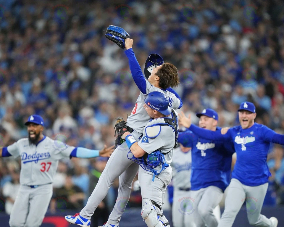 8x10 Photo YOSHINOBU YAMAMOTO Los Angeles Dodgers 2025 World Series MVP Champs - Image 1 of 1