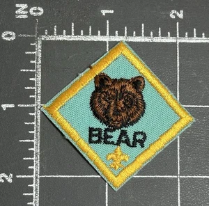 Bear Cub Rank Boy Scouts of America Scouting BSA B.S.A. Insignia Patch Badge - Picture 1 of 2