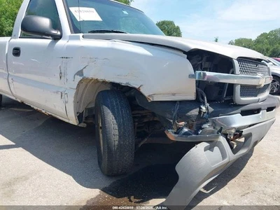 Used Left Headlight Assembly fits: 2004 Chevrolet Silverado 1500 pickup Left Gra - Image 1 of 4