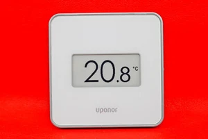 Termostato de onda Uponor 1087816 T-169 estilo Smatrix blanco - Imagen 1 de 3