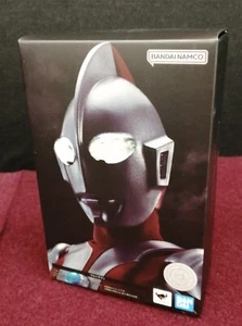 BANDAI S.H.FIGUARTS Ultraman Action Fidure New Japan - Picture 1 of 8