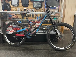 COUSTOM BUILT!! DEVINCI WILSON CARBON Large, ENVE CARBON rims (2018) - Picture 1 of 8
