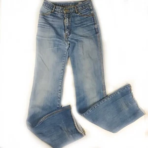 Pantalones de mezclilla Brittania vintage de pierna acampanada azul talla 30 largos, 27 cintura 33 entrepierna - Imagen 1 de 6