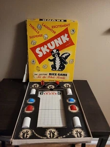 Skunk- The Exciting Dice Game for the Whole Family - Picture 1 of 12
