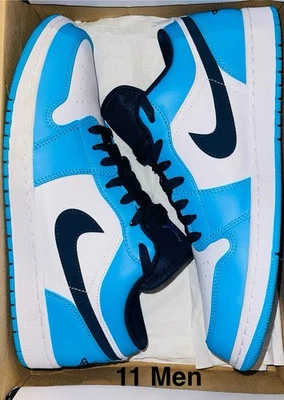 Air Jordan 1 Retro OG Low Obsidian UNC Navy Size 11 - image 1 of 4