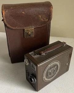 Vintage Bell & Howell Filmo 121 Camera with Carrying Case USA Made - Picture 1 of 8
