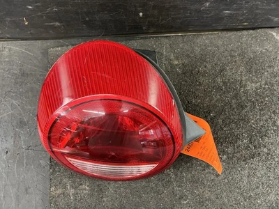 02-05 FORD THUNDERBIRD DRIVER LEFT LH QUARTER PANEL MOUNTED TAIL LIGHT LAMP - Image 1 of 4