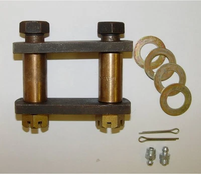 Omix-Ada | 18270.16 | Suspension Leaf Spring Shackle Kit, Heavy Duty | OE...  Foto 1 de 2