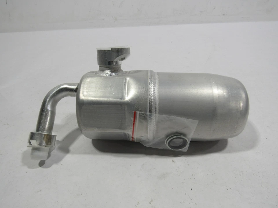 07-10 Chevrolet 2500 Silverado 2008 AC A/C Accumulator Dryer | - Image 1 of 4
