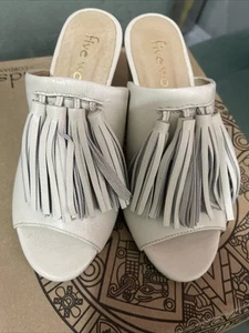 Five Worlds Shoes Mules Tassels Cordani Charro White Leather Anthropologie 5 Bx3 - Picture 1 of 17