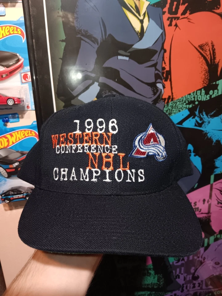 Sombrero de Campeones de la División Oeste Colorado Avalanche 1996 Sports Specialties Foto 1 de 4