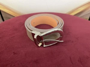 2 In 1 Guess Gürtel  Beidseitig nutzbar für Damen - Bild 1 von 8