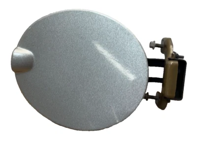 Ford Focus 2008 2009 10 11 puerta del tanque de combustible exterior plateado - OEM: 8S4Z54405A26B Foto 1 de 4