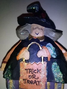Vintage 4"  Pretty Ceramic Friendly Witch with Trick or Treat Bag Glittery Deco  - Picture 1 of 11