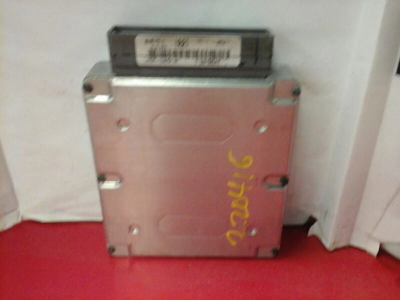 Engine ECM Electronic Control Module Manual Fits 95-97 MAZDA B-2300 2047177 Foto 1 de 1