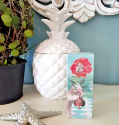 Cle De Peau Beaute Stick Resaltador Colección Feeries d'Hiver Foto 1 de 4