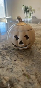 Lennox Pumpkin Lantern  - Picture 1 of 3