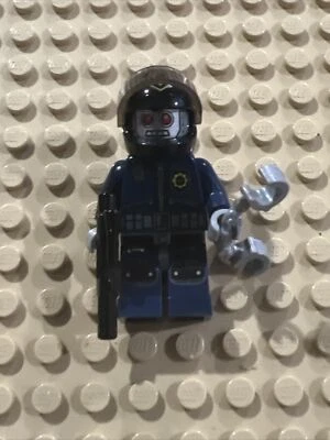 Lego Minifigure Robot Swat The Lego Movie (tlm060 from set #70808) 2014 - Image 1 of 4