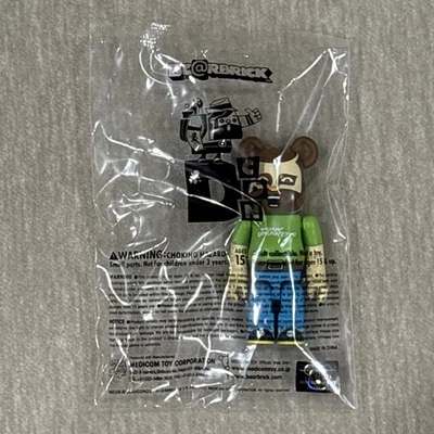 朋克醉汉 Vincent Medicom Be@rBrick 100% DesignerCon DCON 2025 VIP 公仔 — 第 1/4 张图片