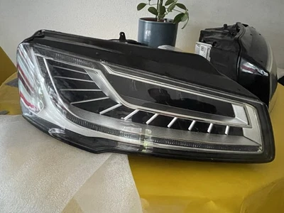Audi A8 4H Matrix 2 Scheinwerfer Links Rechts 4H0941035 A  4H0941036 A - Bild 1 von 4