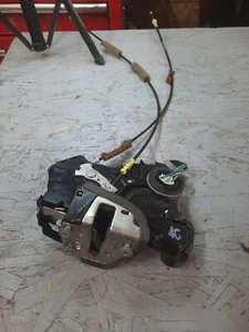2007-2017 Toyota Camry FRONT RIGHT PASSENGER Door Lock Latch Actuator  - Picture 1 of 4