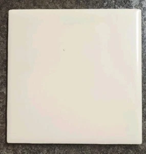 Lot of 10, Daltile Ceramic Wall Tiles, 4 1/4" X 4 1/4", 1/4 Thick, Almond Color - Picture 1 of 6
