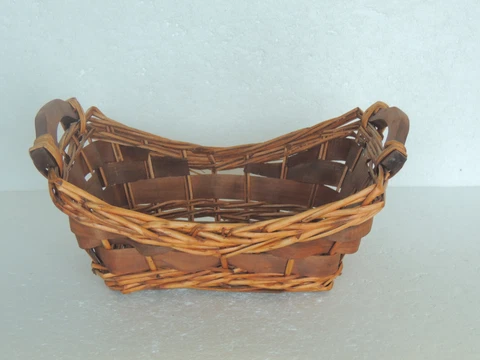 Vintage Basket With Wooden Handle TWO TONE 13 X 8 INCH BREAD OR FRUIT BASKET Cover
