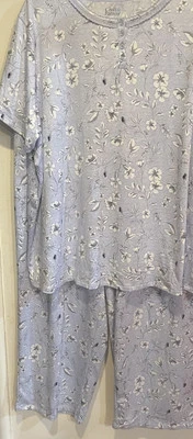 Nuevo con etiquetas Pijama Croft & Barrow Talla 2X Suave Elastizado Azul Claro con Blanco Gris Floral Foto 1 de 4
