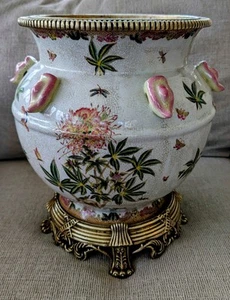 Wong Lee 1895 Vintage Ceramic / Brass Planter In EUC!!! - Picture 1 of 8
