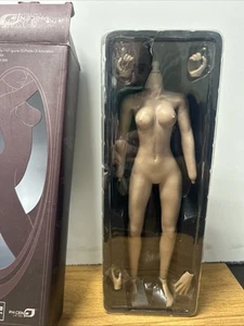 Phicen Limited 1/6 Doll Middle Breast And Special - Picture 1 of 3