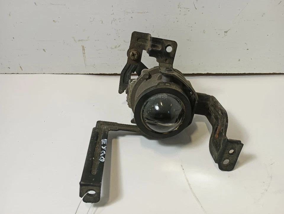 Luz de conducción antiniebla lateral derecha para pasajero Kia Sportage 2017-2019 para AWD 11344275 Foto 1 de 4