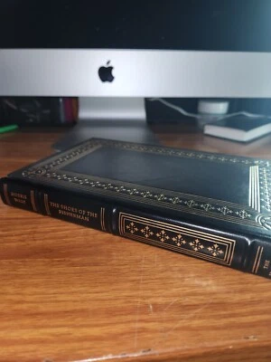 Franklin Library The Shoes of the Fisherman by Morris West SIGNED leather - Image 1 of 4