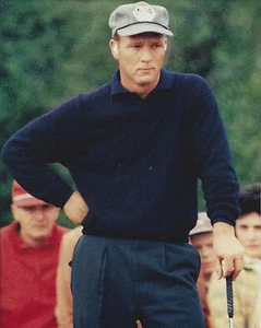 ARNOLD PALMER 8X10 PHOTO GOLF PGA MASTERS US OPEN - Picture 1 of 1