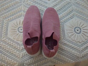 Hyper Arch Motion Rose Sneakers Size 7.5 - Picture 1 of 7