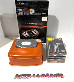 Nokia N-gage QD Handheld Game & Phone NTSC  sim Card  5 Games Tomb CIB Like New