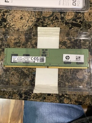 Computadora de escritorio Samsung 8 GB DDR5 480B PC5 RAM Foto 1 de 2