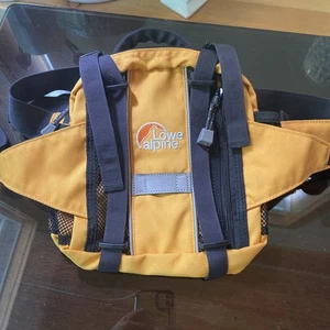 Lowe Alpine Lumbar Fanny Pack Waist Hip Travel Camp Yellow Outdoor Hiking - Picture 1 of 17