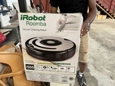 IRobot Roomba 555-usato 2 volte (used twice)- come nuovo (like new) original pac - Immagine 1 di 3