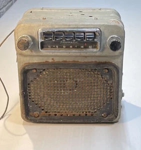 1956 BUICK Sonomatic AM Push Button Radio - Picture 1 of 3