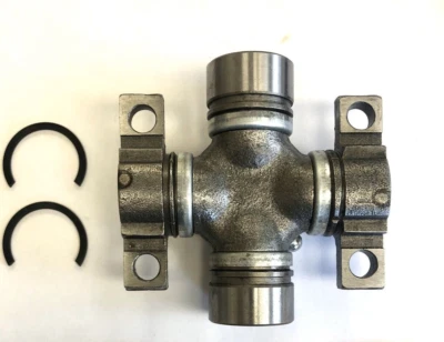 1957 Chrysler Imperial Front Or Rear Driveshaft Universal Joint W/ Clips 1752263 - Image 1 of 4