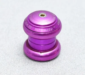 Chris King Threadless Headset, 1 1/4", NO LOGO, Purple 3DV  fits Yeti Manitou - Picture 1 of 6