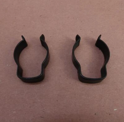 Harley Davidson Iron 883 XL883N 2009-2021 clips de soporte de cableado Foto 1 de 4